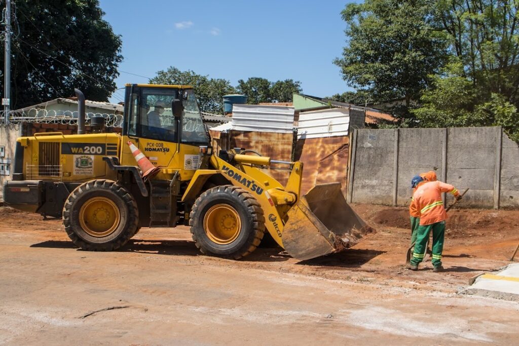 Em 20 dias de Maratona da Limpeza, Comurg retira 32 mil toneladas de entulhos e faz roçagem de 8 milhões de metros quadrados