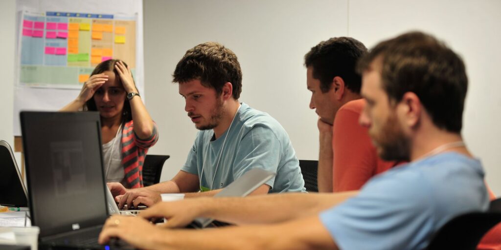 Senai e Correios fazem parceria para projetos de inovação em logística