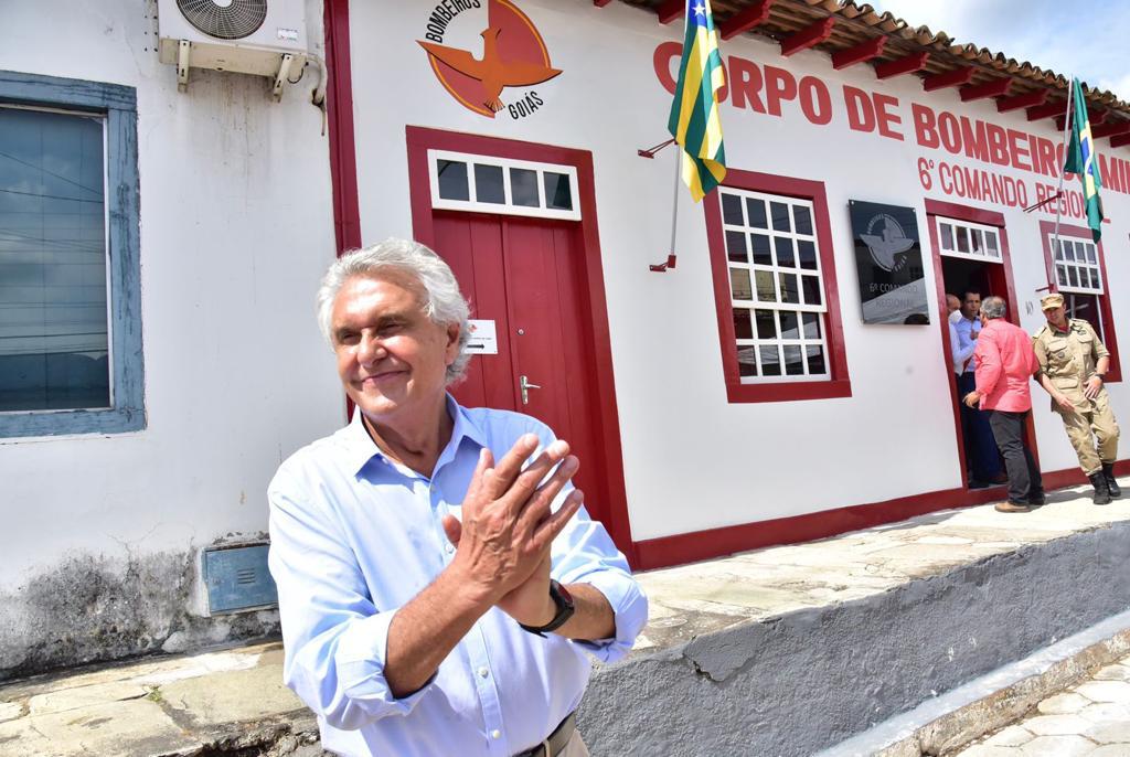 Caiado entrega nova sede do 6º Comando dos Bombeiros e duplicação da GO-070