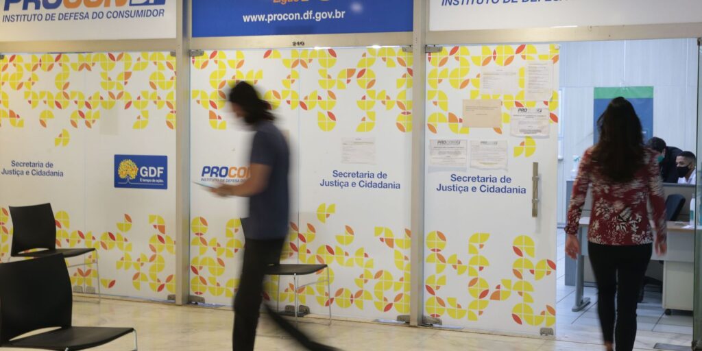 MJ orienta Procons a abrir processos conta Apple e Samsung