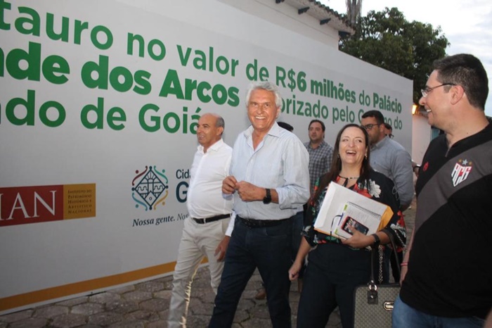 Em obras, Palácio Conde dos Arcos continua recebendo visitantes