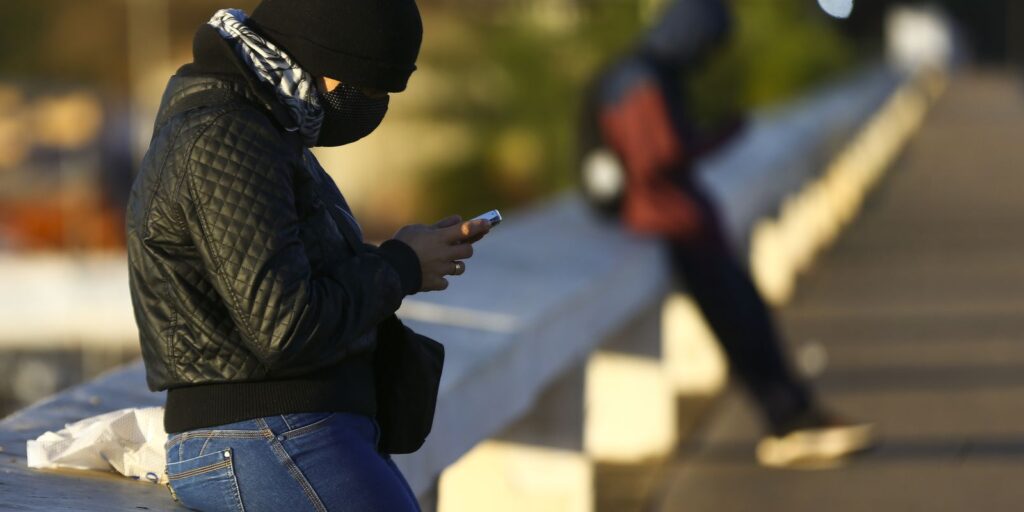 Ciclone subtropical Yakecan começa a se afastar do litoral brasileiro