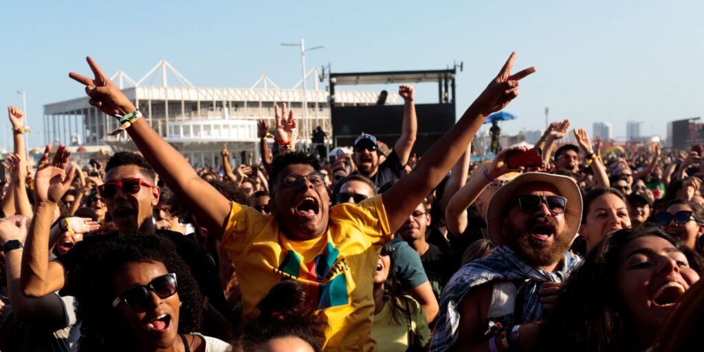 Procon-SP pede para empresa explicar esgotamento de ingressos de shows