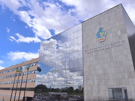 Escola do Legislativo promove o curso "Acessibilidade: Atendimento ao Público Surdo", a partir do dia 30