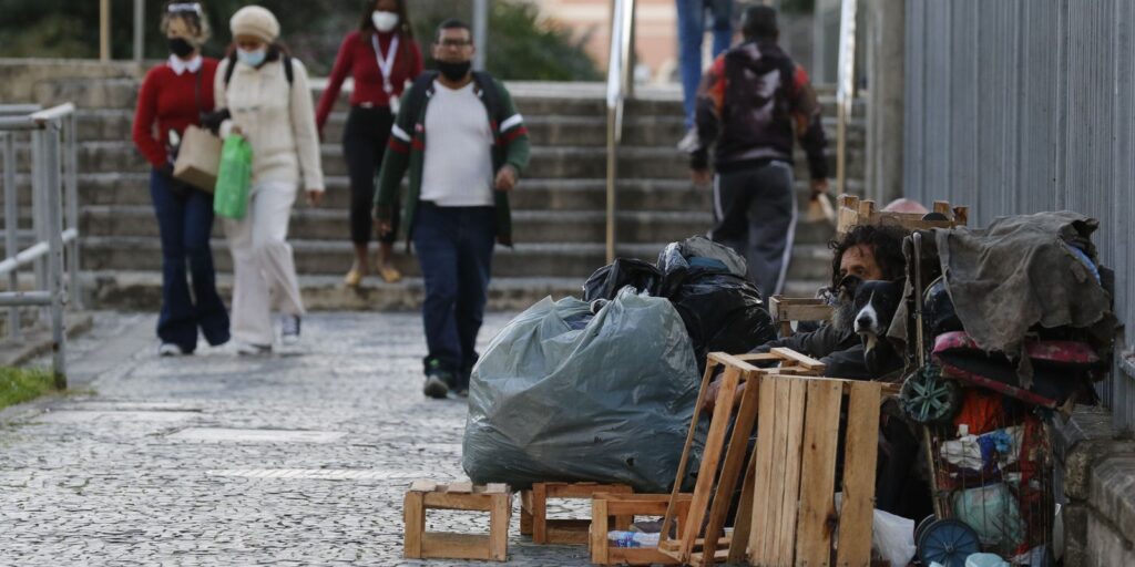 Massa de ar frio começa a se dissipar, mas temperatura ainda é baixa