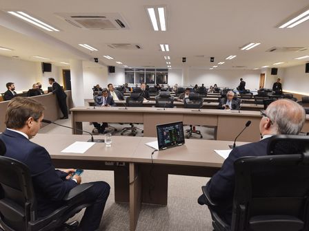 Reunião da CCJ nesta 5ª-feira