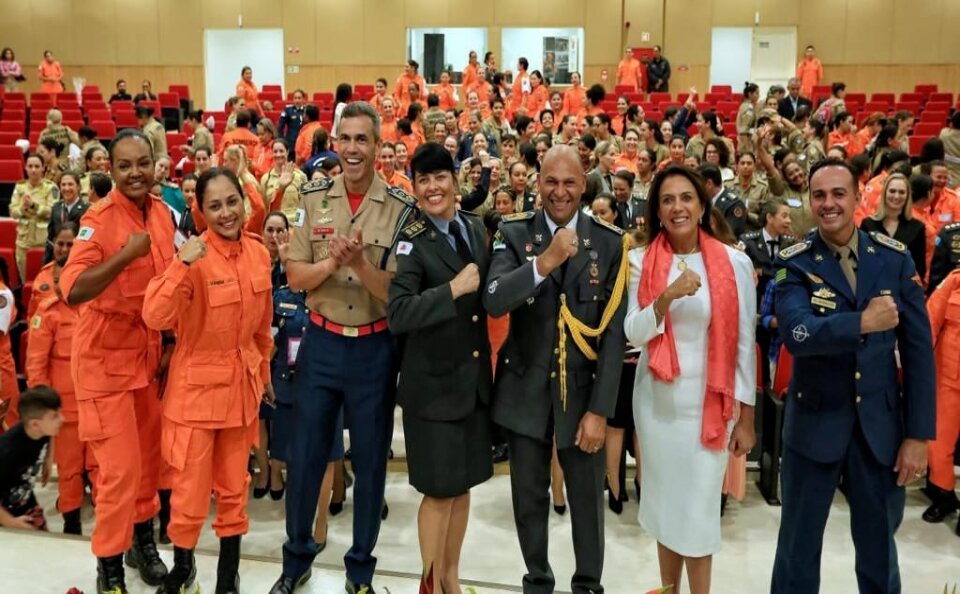 ENBOM homenageia Gracinha Caiado em solenidade nacional