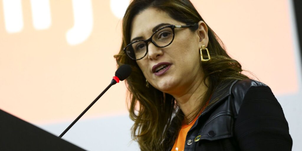 Governo entrega 56 veículos a Conselhos Tutelares do Rio de Janeiro