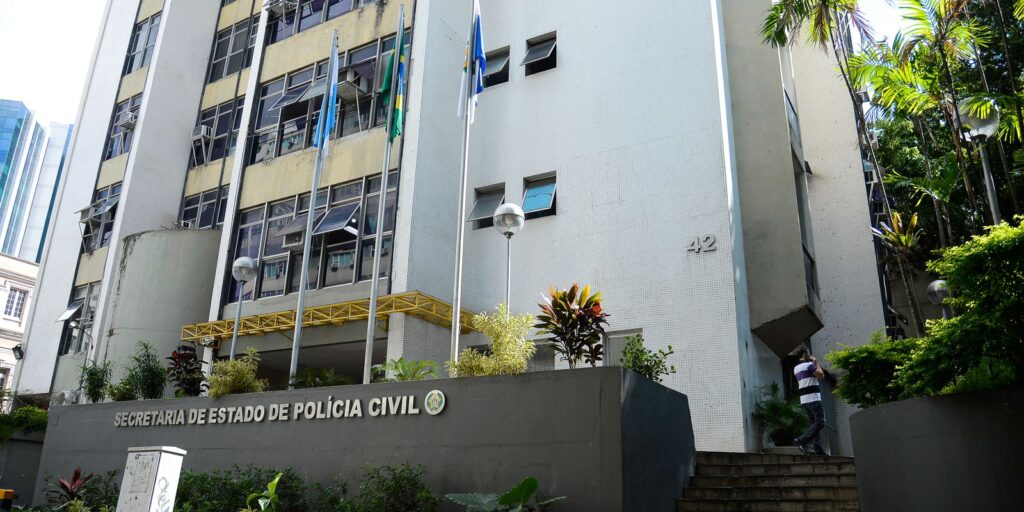 Polícia do Rio faz operação contra furto e receptação de veículos