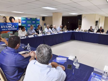 Talles Barreto realiza sessão especial para homenagear desembargadores do Tribunal Regional do Trabalho de Goiás