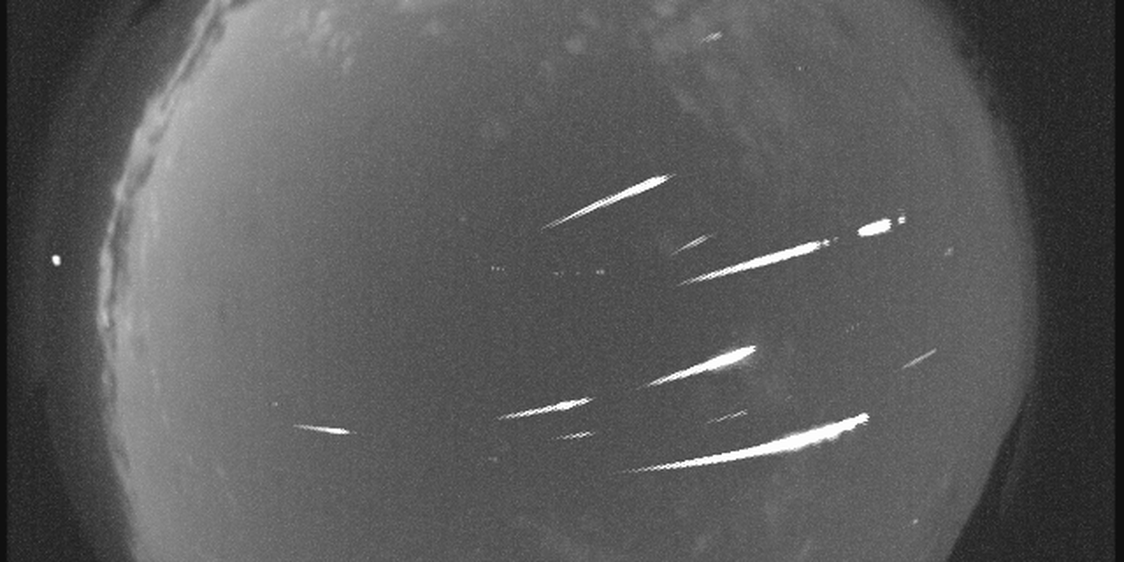 Chuva de meteoros desta madrugada é um evento "tudo ou nada", diz Nasa