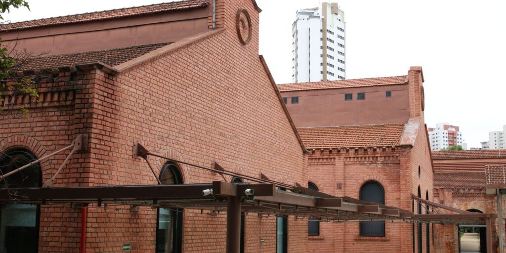 Cinemateca exibe versão restaurada de Deus e o Diabo na Terra do Sol