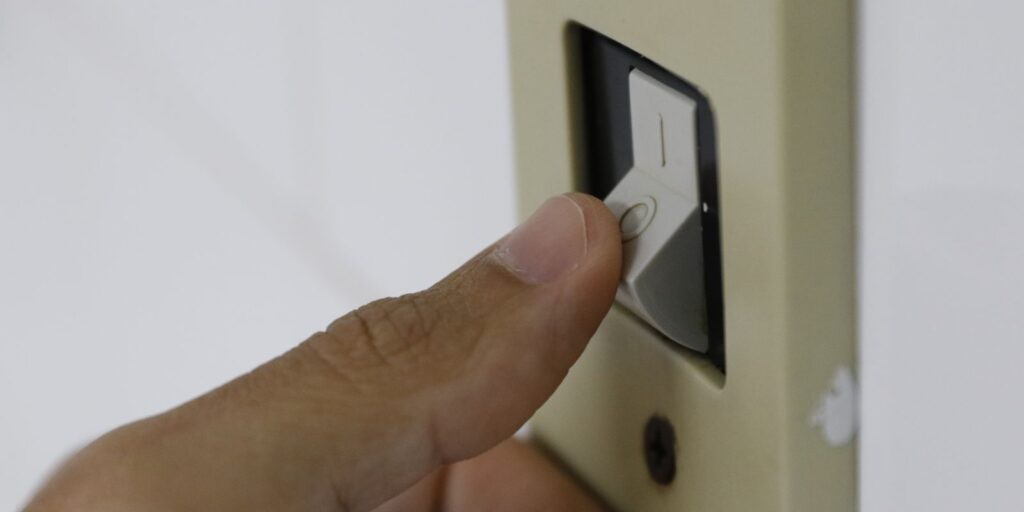 Sancionada lei que devolve PIS/Cofins cobrado na conta de luz