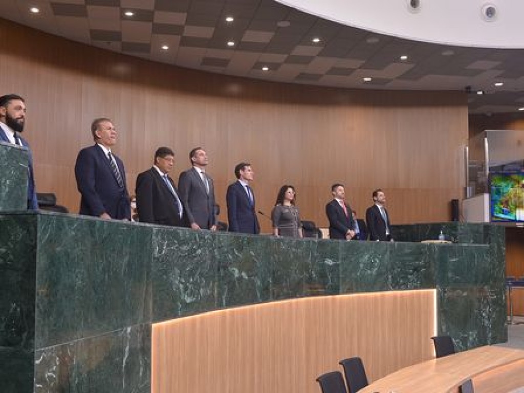 Lissauer Vieira promoveu sessão em homenagem a parceiros do programa Alego Ativa nessa terça-feira, 28