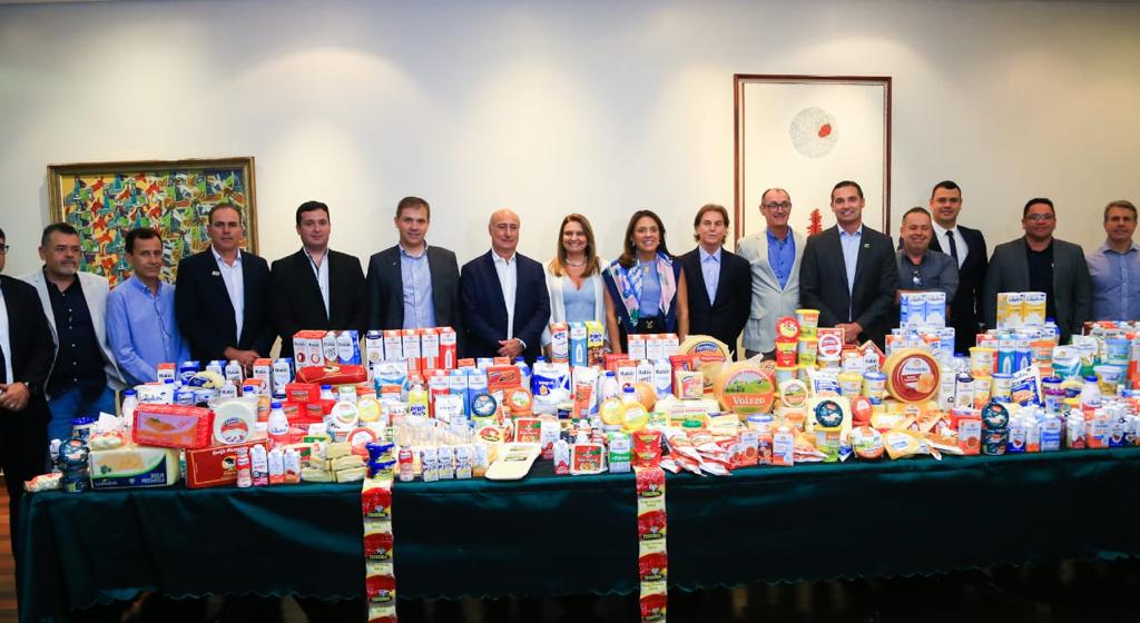 Dia Mundial do Leite: OVG recebe doação de 32 mil litros