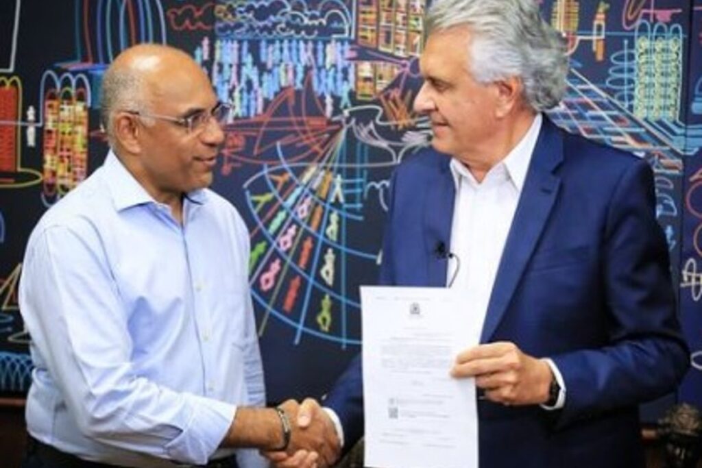 Rogério Cruz sanciona lei que autoriza isenção de taxa para área em que será construído Complexo Hospitalar Oncológico, em Goiânia