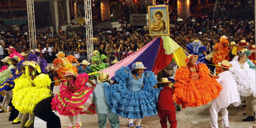 Manifestações culturais ganham espaço em festas juninas no Nordeste