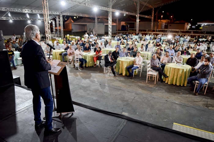 Caiado participa da abertura da 47ª ExpoMorrinhos