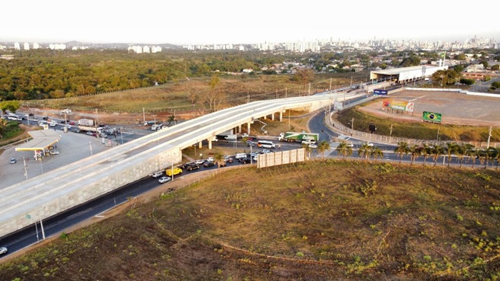 Caiado participa da inauguração do Viaduto Iris Rezende Machado