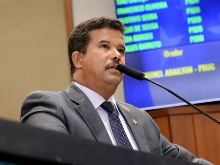 Coronel Adailton quer Procissão do Fogaréu reconhecida como Patrimônio Cultural e Imaterial