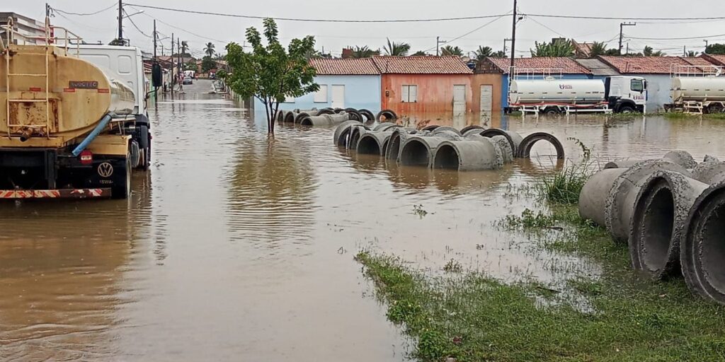 Após desastres naturais, 18 municípios receberão recursos federais