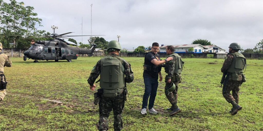 Governo enviou 300 servidores para ajudar em buscas no Amazonas