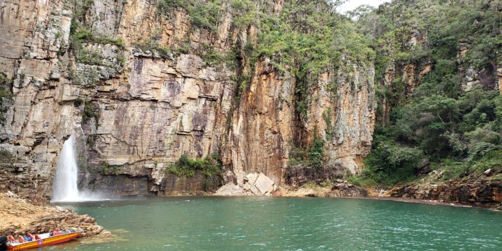 Duas pessoas morrem em novo acidente no Lago de Furnas