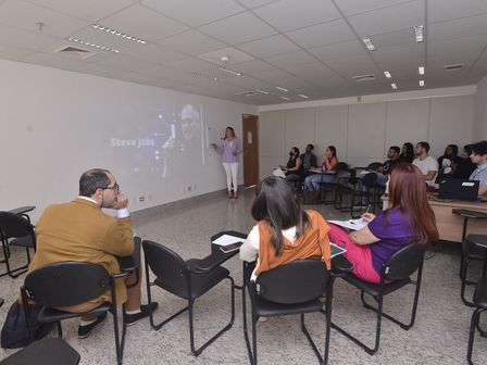 Curso, promovido pela Escola do Legislativo, sobre como falar em público agrada servidores da Alego