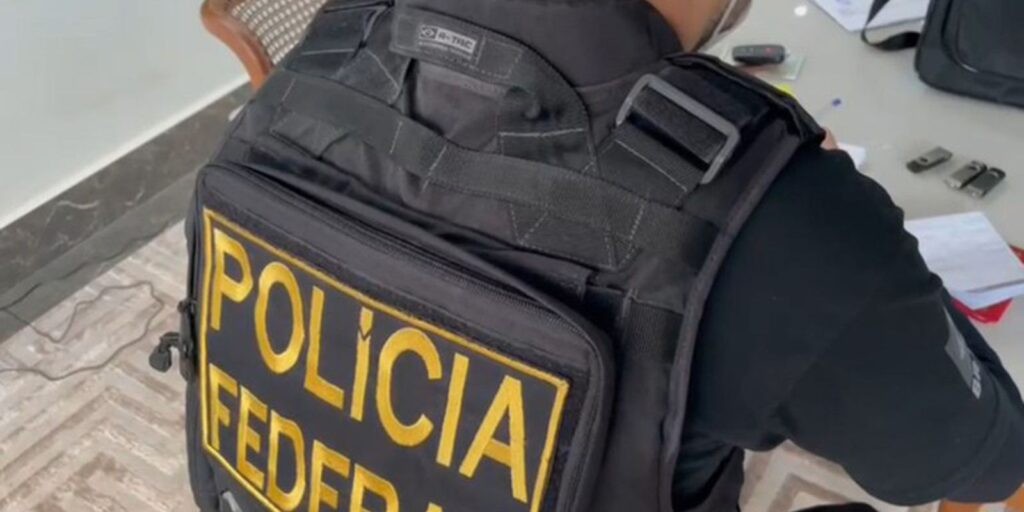 PF faz ação contra tráfico de armas para grupos de extermínio do Rio