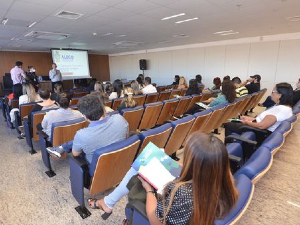 Escola do Legislativo tem saldo positivo no 1º semestre de 2022