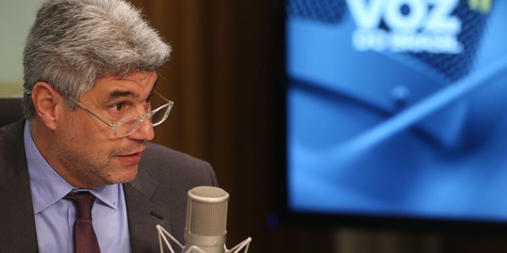 Saúde tem 1,2 milhão de doses garantidas para imunização de crianças