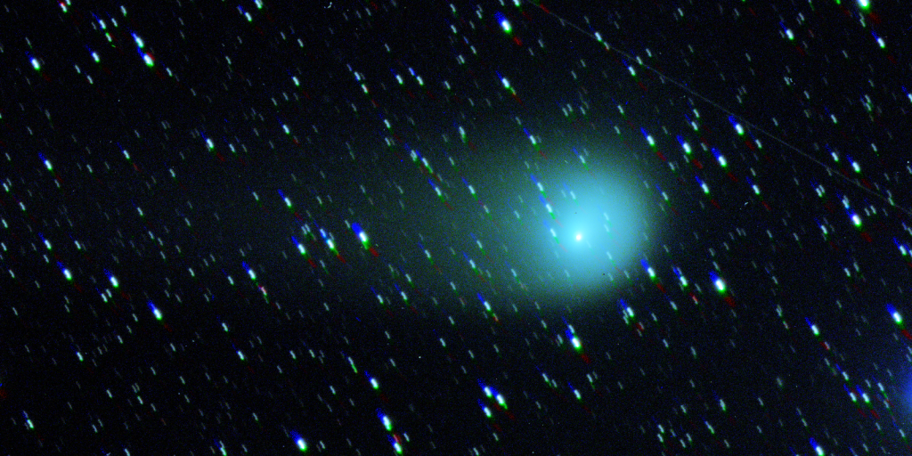 Cometa K2 chega hoje ao ponto mais próximo da Terra