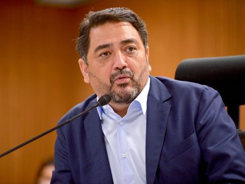 Proposta de Talles Barreto quer garantir a religação de energia elétrica no prazo de até duas horas após o pagamento da conta