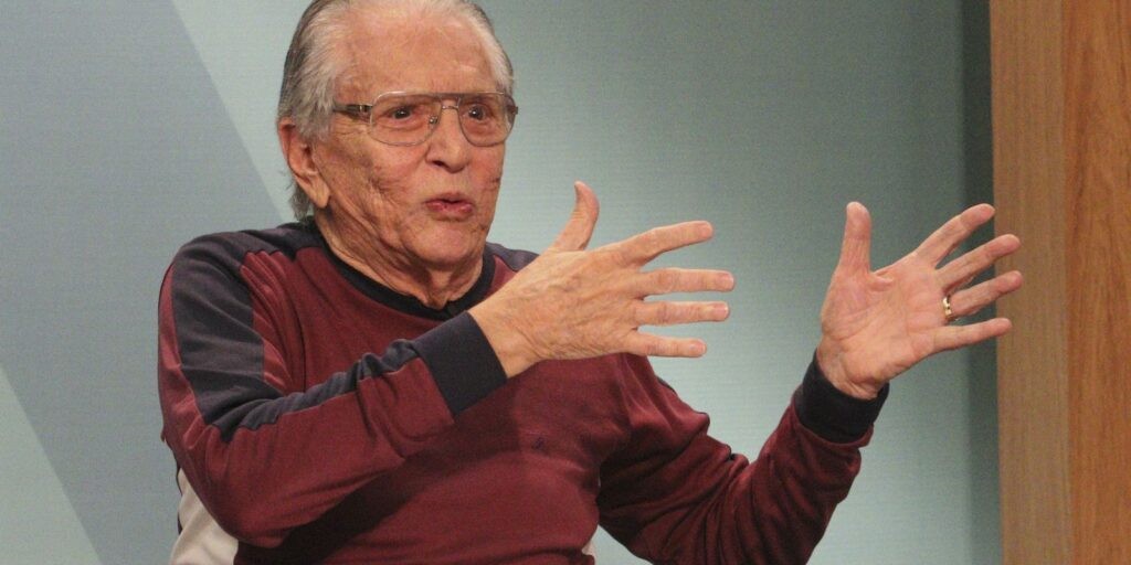 Carlos Alberto de Nóbrega participa do Sem Censura desta segunda (15)