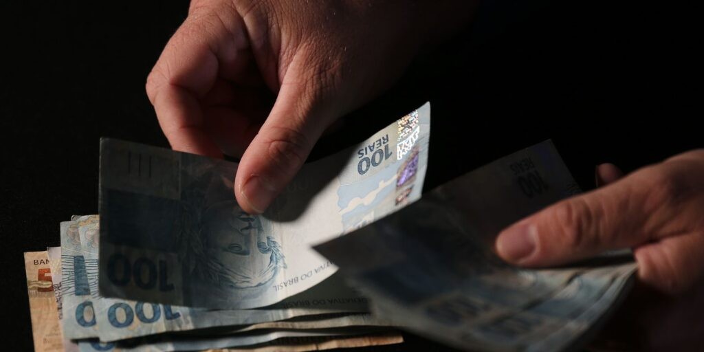 Receita paga hoje restituições do quarto lote do IR 2022