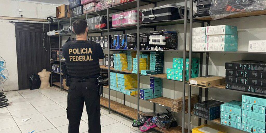 PF faz operação contra venda ilegal de produtos na internet em SP