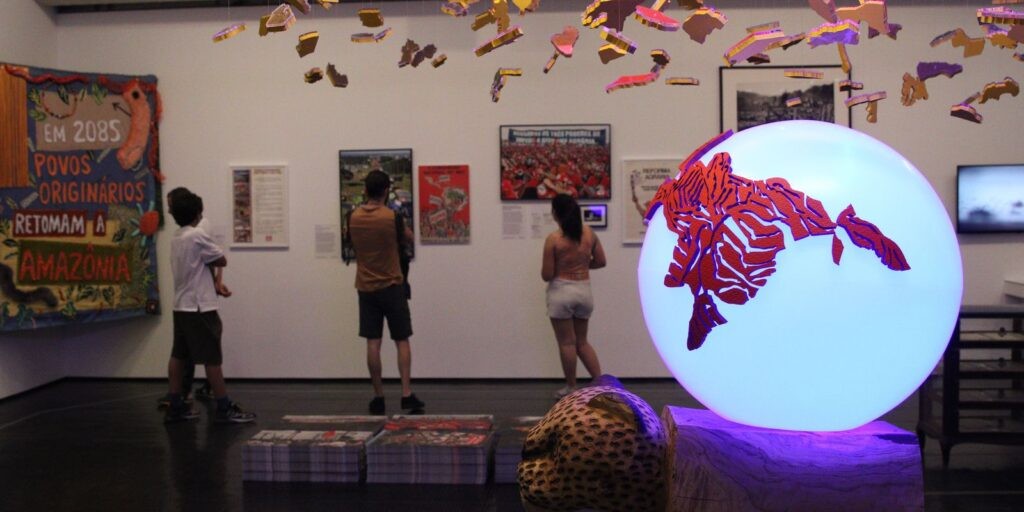 Exposição no Masp propõe uma revisão sobre a História do Brasil