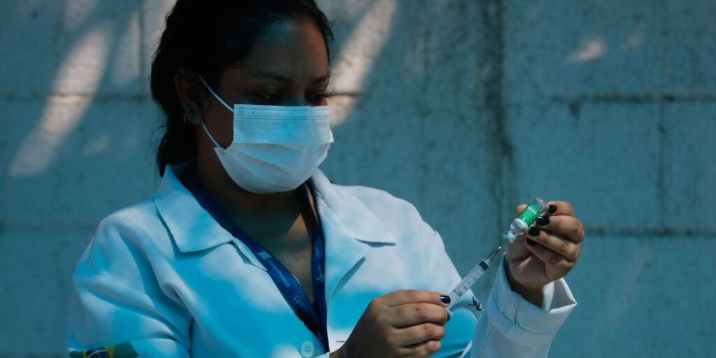 Piso da enfermagem: entidades apontam risco de hospitais demitirem