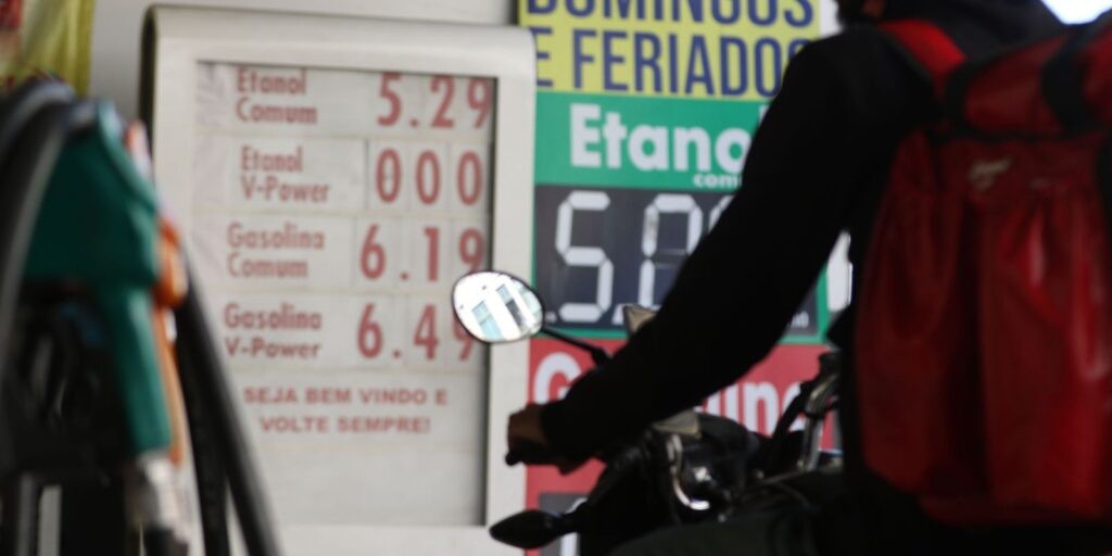 Operação fiscaliza postos  do Distrito Federal