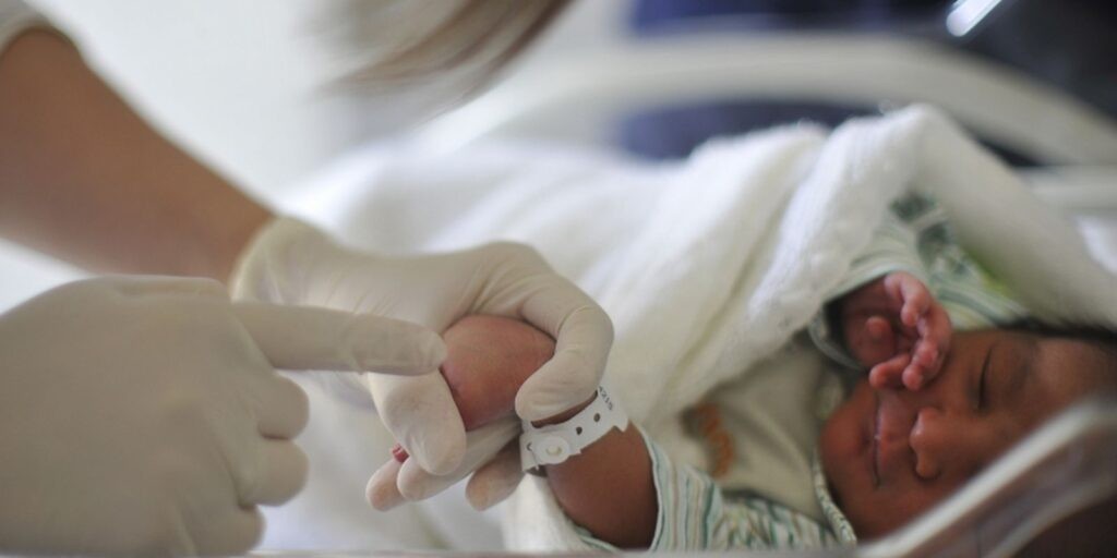 Mais de 100 mil crianças não receberam o nome do pai este ano