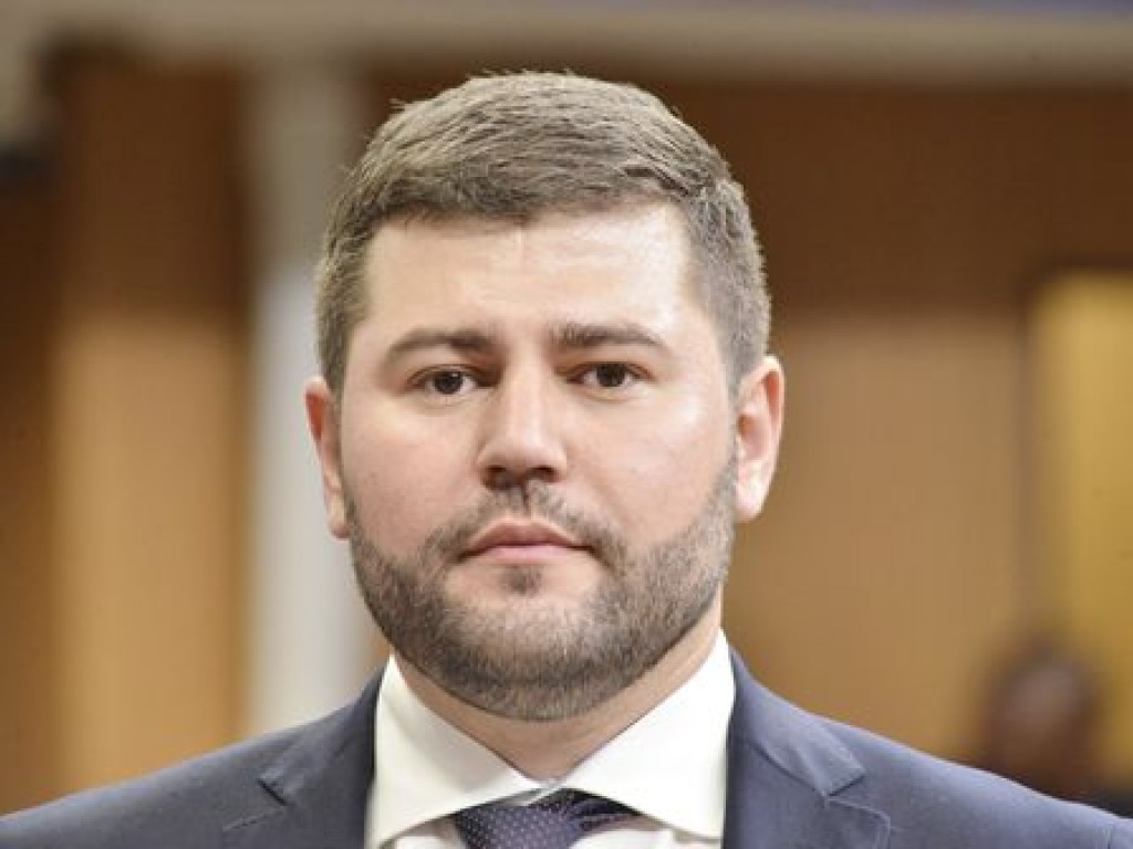 Sete matérias de deputados avançam na Comissão de Defesa dos Direitos do Consumidor, na reunião desta terça-feira