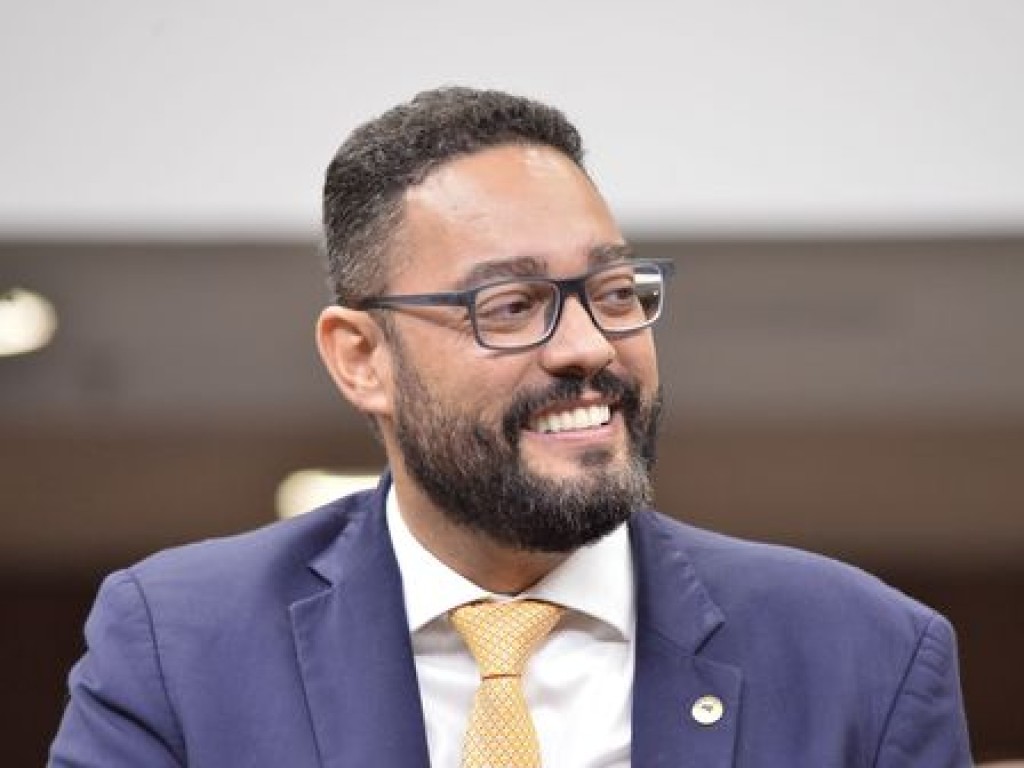 Projeto de Virmondes Cruvinel que incentiva o uso de biomassa para geração de energia aguarda aval definitivo