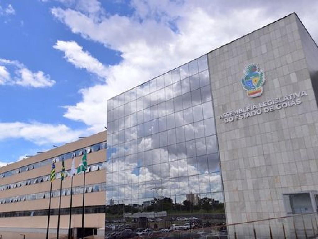 História: há 60 anos deputados estaduais aprovavam a criação da Eseffego em Goiás