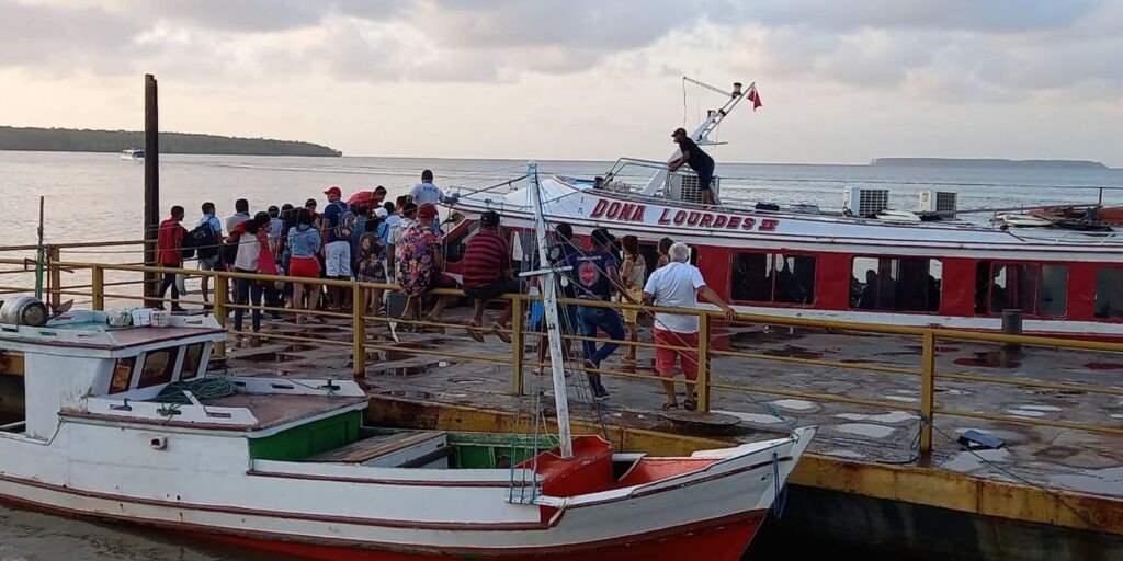 Responsável por lancha que naufragou em Belém nega superlotação