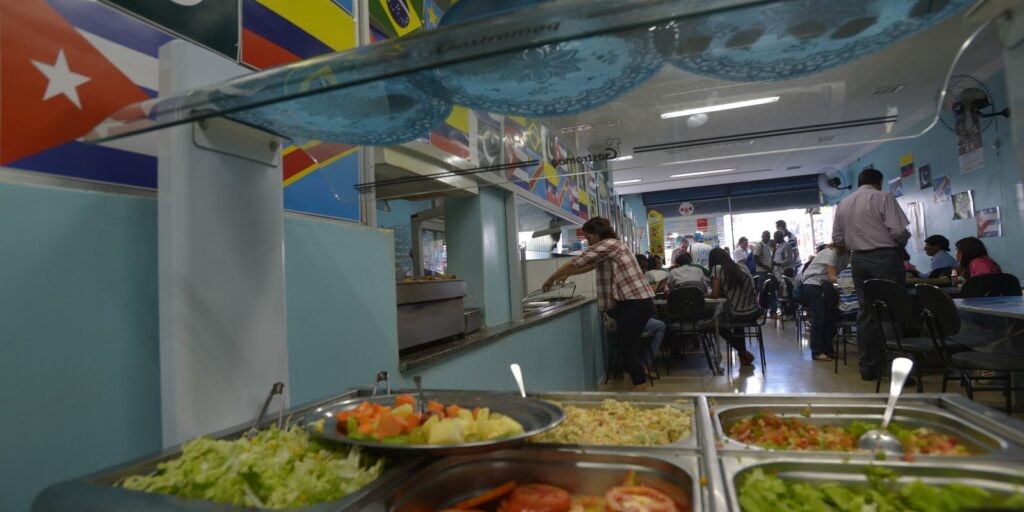 Setor de serviços cresce 1,1% em julho, diz IBGE