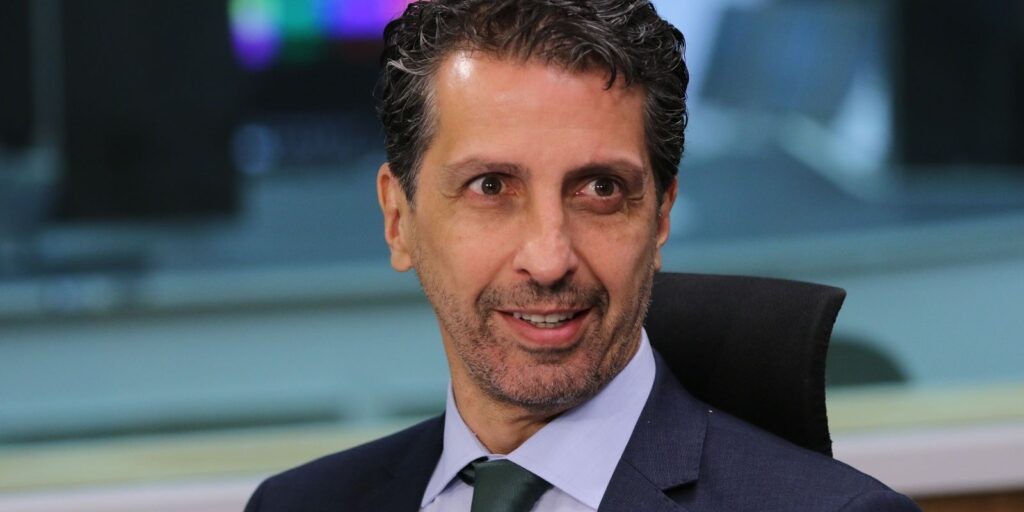 Ministro do Meio Ambiente anuncia repactuação de acordo de Mariana