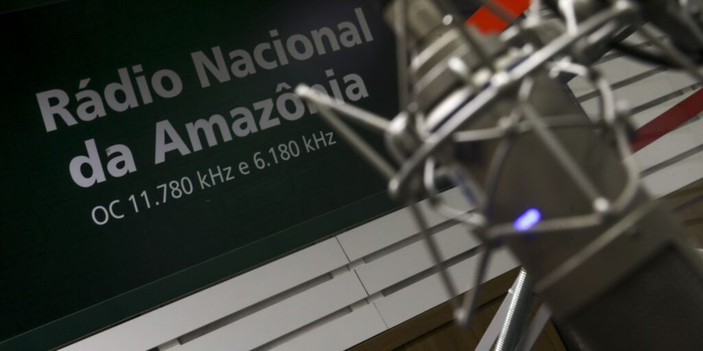 EBC celebra Dia Nacional do Rádio com nova versão de site