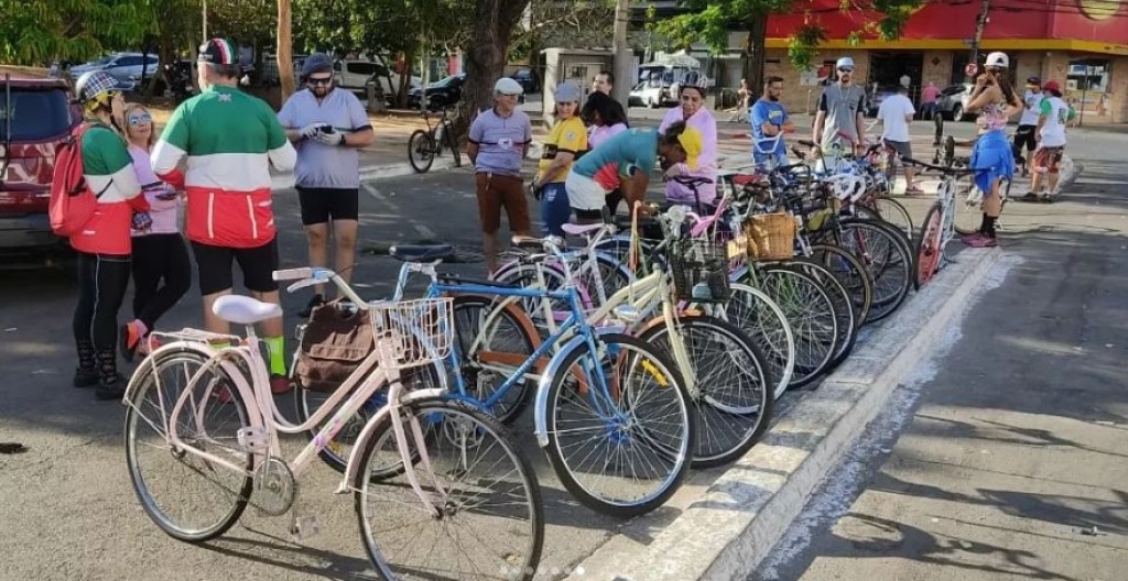 Com apoio da Prefeitura de Goiânia, 4º Tweet Ride promove passeio com bikes retrô e vintage, na Alameda dos Buritis, neste domingo (25/09)