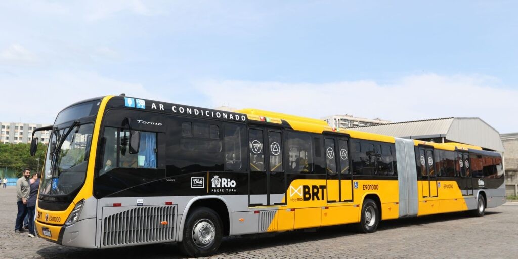 Prefeitura do Rio apresenta novo modelo do BRT
