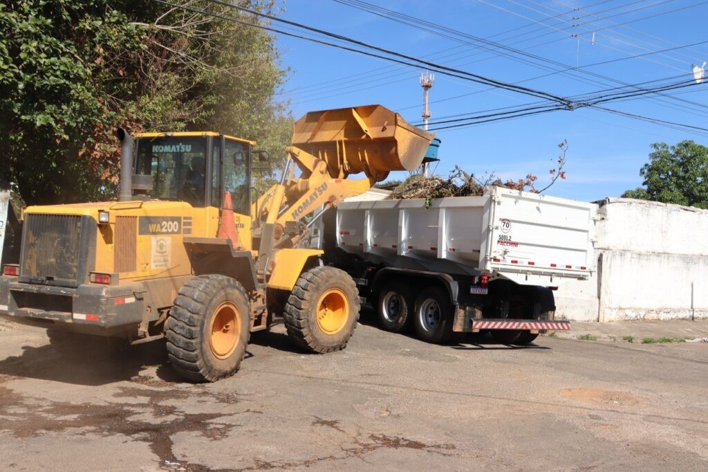 Com início do período chuvoso, Prefeitura de Goiânia intensifica limpeza nas ruas da capital